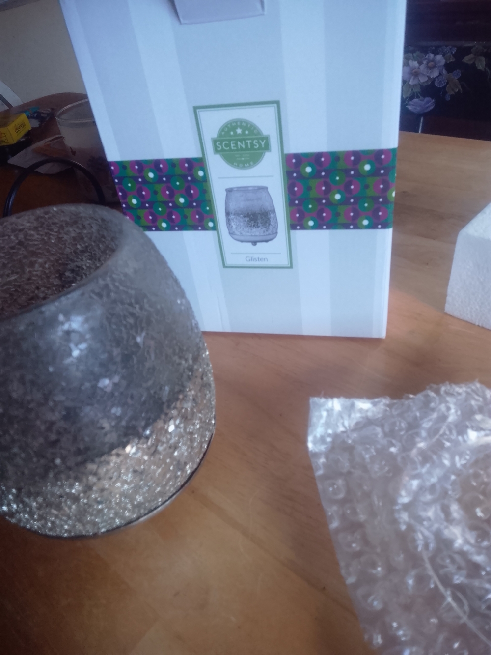 Scentsy Gold  Glisten Sparkle Wax Burner,Gently Used